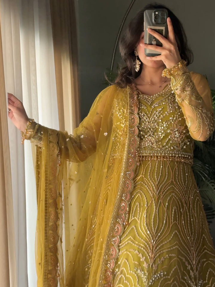 MEHRU NISA